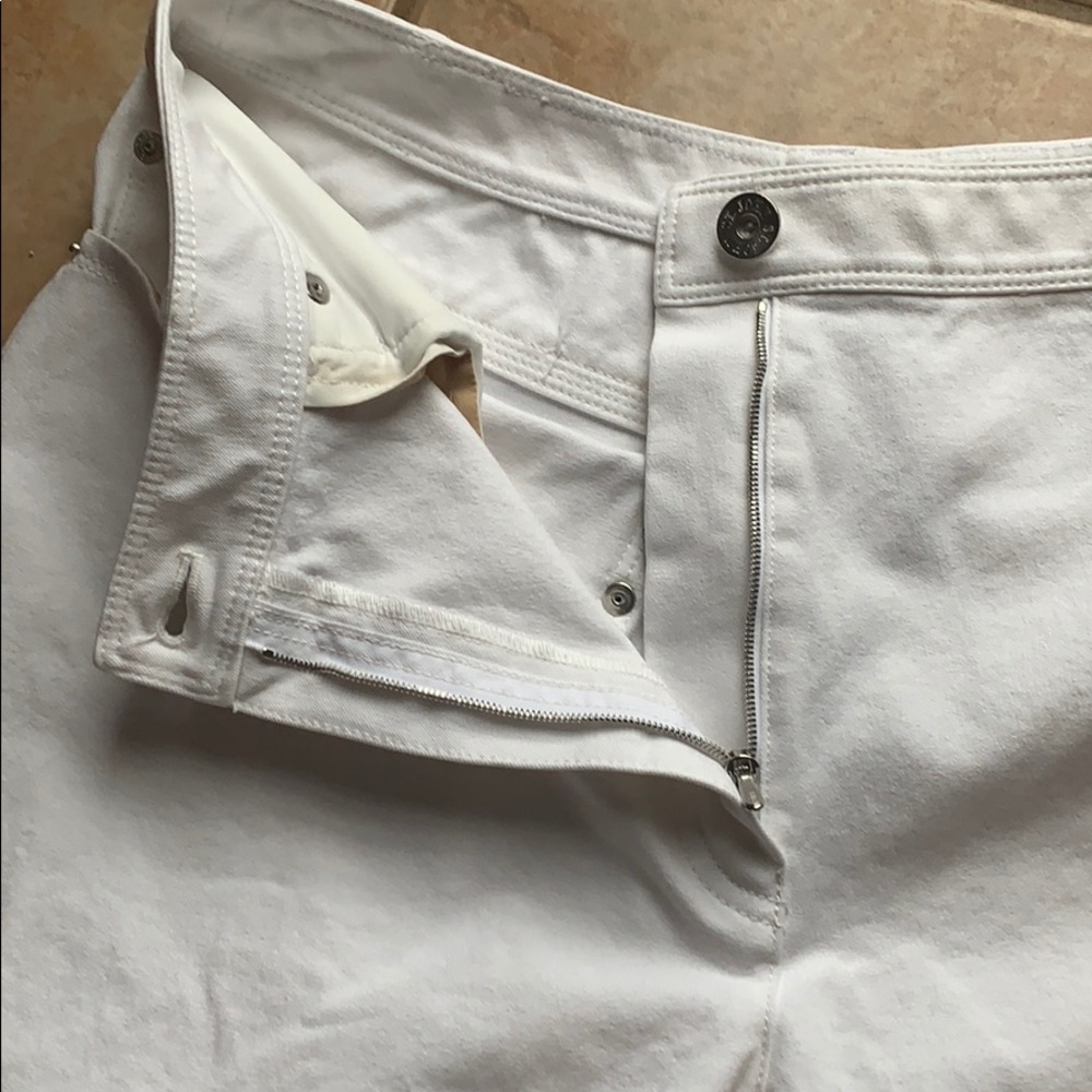 St. John White Stretch Studded & Cropped Jeans 14 - Picture 3 of 8